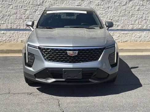 Certified 2025 Cadillac XT4 Premium Luxury FWD image 2
