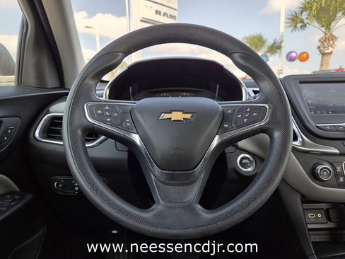 Used 2024 Chevrolet Equinox LS FWD image 11