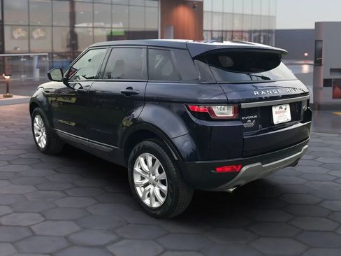 Used 2018 Land Rover Range Rover Evoque image 8