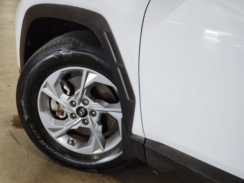Used 2023 Hyundai Tucson SE FWD image 23