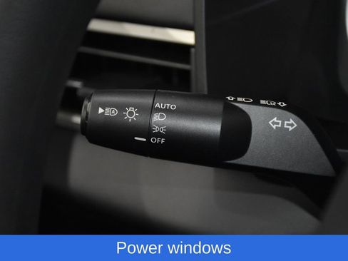 New 2026 Mitsubishi Outlander ES image 10