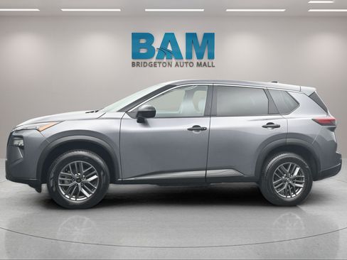 Used 2024 Nissan Rogue S FWD image 4