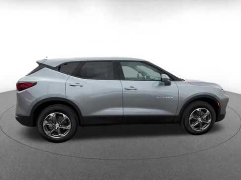 Used 2025 Chevrolet Blazer LT FWD image 15