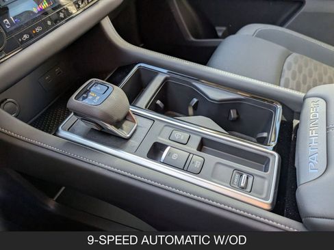 New 2025 Nissan Pathfinder SV image 16