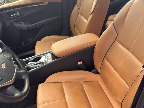 Used 2015 Chevrolet Impala LTZ FWD image 11
