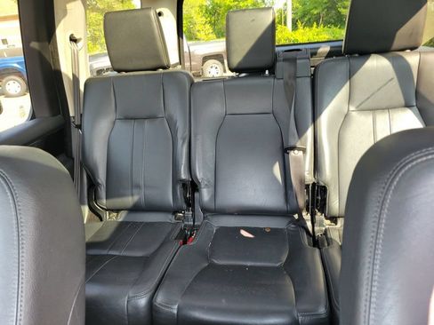Used 2016 Land Rover LR4 HSE AWD/4WD image 13