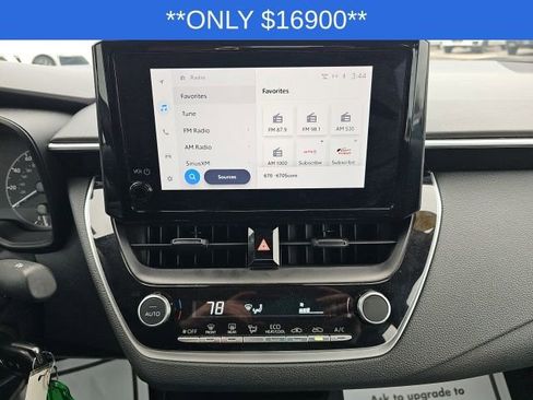 Used 2024 Toyota Corolla LE image 36