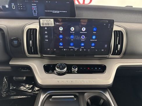 New 2025 Ford Expedition Max Active image 11