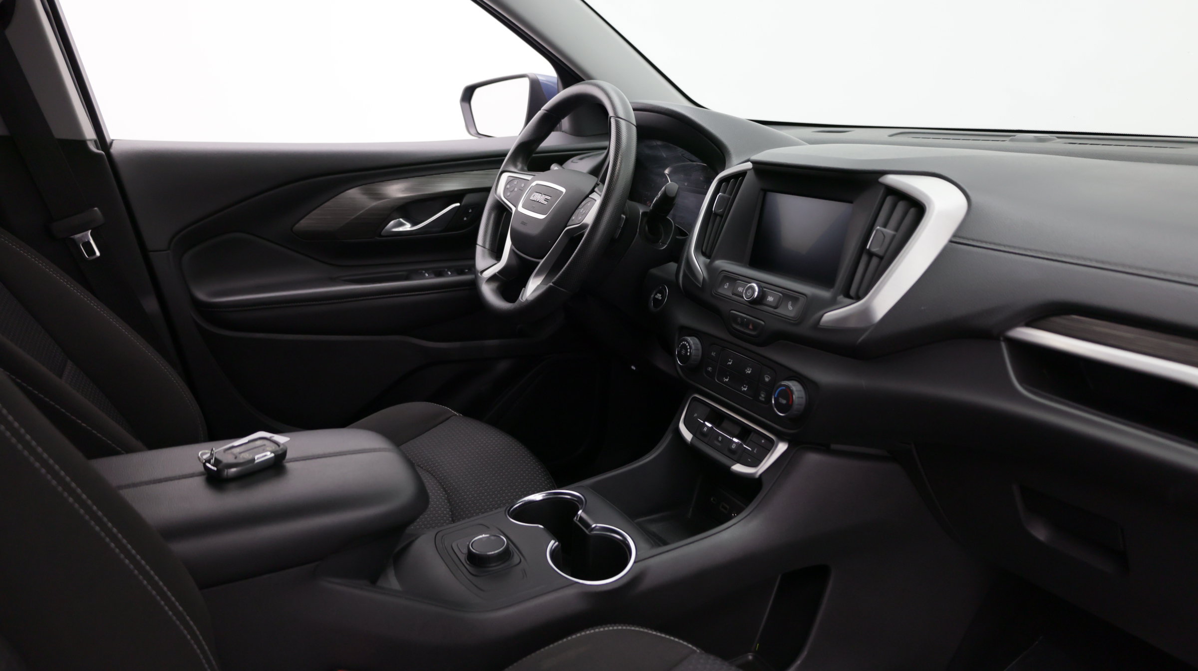 Used 2024 GMC Terrain SLE FWD image 36