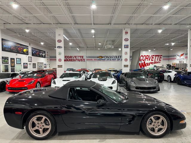 Used 2004 Chevrolet Corvette Convertible w/ Preferred Equipment Group RWD image 6