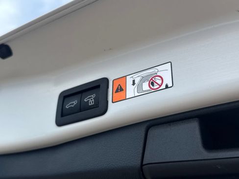 Used 2026 Toyota RAV4 XLE Premium AWD/4WD image 8