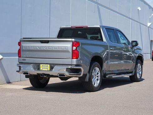 Used 2024 Chevrolet Silverado 1500 LTZ AWD/4WD image 3