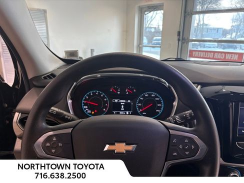 Used 2020 Chevrolet Traverse LS image 23
