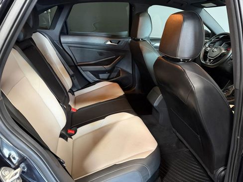 Used 2019 Volkswagen Jetta R-Line FWD image 17