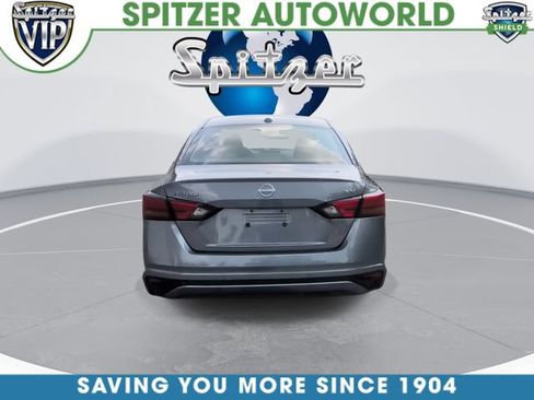 Used 2024 Nissan Altima 2.5 SV FWD image 9