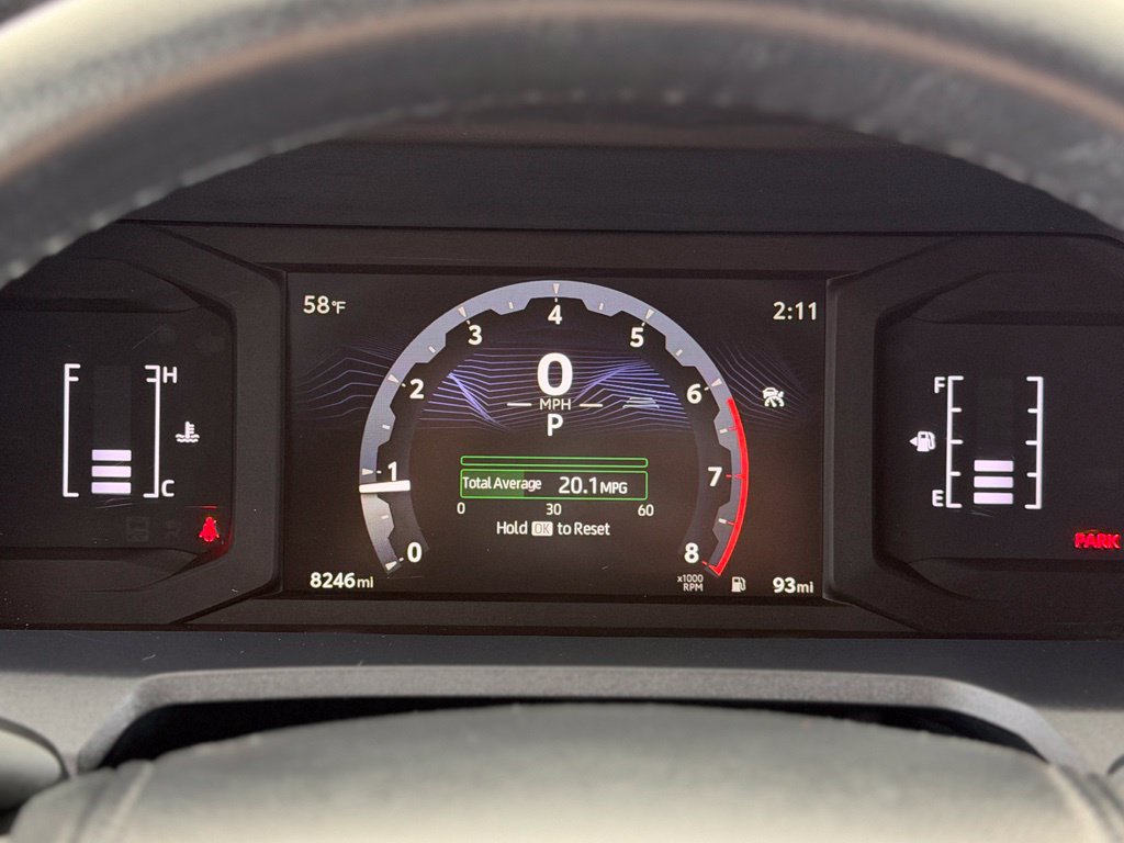 Used 2025 Toyota 4Runner SR5 AWD/4WD image 13