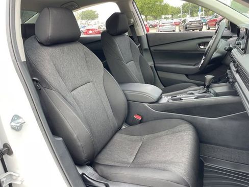 Used 2025 Honda Accord LX image 25