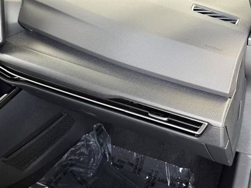 New 2025 Volkswagen GTI SE FWD image 31