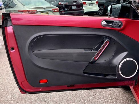 Used 2017 Volkswagen Beetle #PinkBeetle FWD image 22