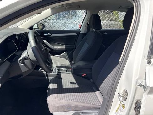 Used 2025 Volkswagen Jetta S FWD image 7