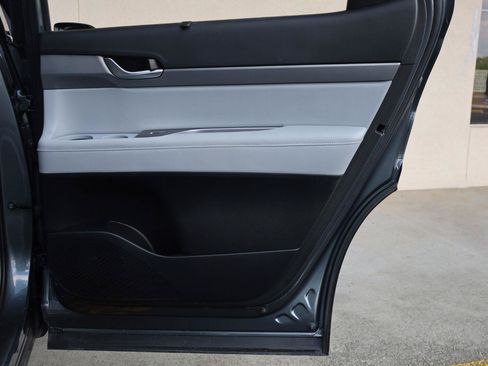 Used 2022 Hyundai Palisade SEL w/ 8P Bench Seat Package FWD image 25