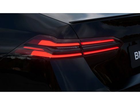 New 2026 BMW 530i w/ M Sport Package image 8