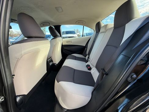 Used 2024 Toyota Corolla LE image 23