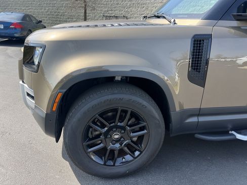 Certified 2023 Land Rover Defender 90 S image 11