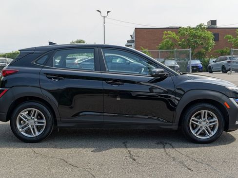 Used 2023 Hyundai Kona SE FWD image 8