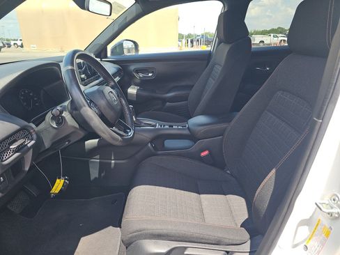 Used 2023 Honda HR-V Sport image 7