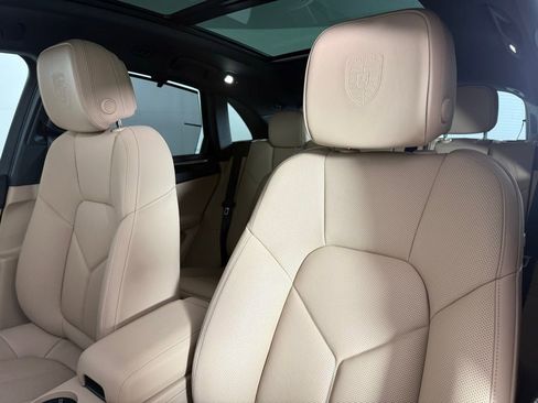 New 2025 Porsche Macan S image 5