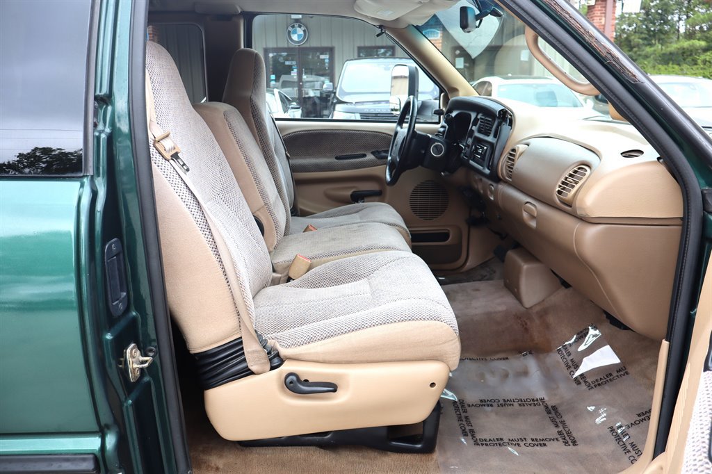Used 2000 Dodge Ram 2500 Truck 2WD Quad Cab image 26