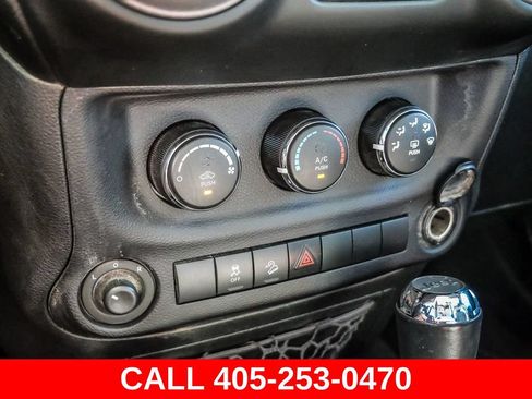 Used 2016 Jeep Wrangler Sport w/ Quick Order Package 24S AWD/4WD image 27
