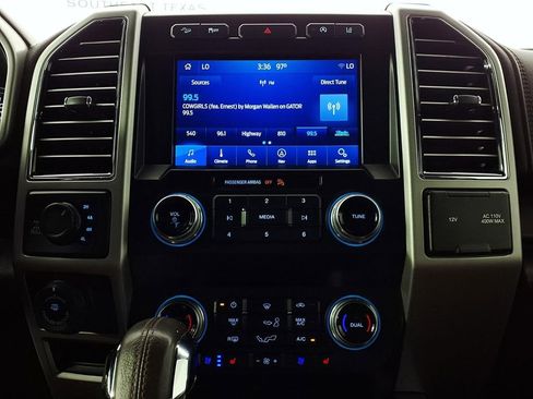 Used 2020 Ford F150 King Ranch w/ Equipment Group 601A Luxury AWD/4WD image 24