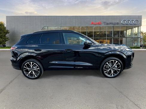 New 2026 Audi Q3 quattro 2.0T AWD/4WD image 2