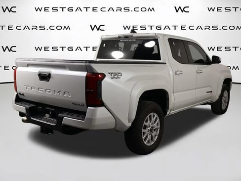 Used 2025 Toyota Tacoma TRD Sport AWD/4WD image 45