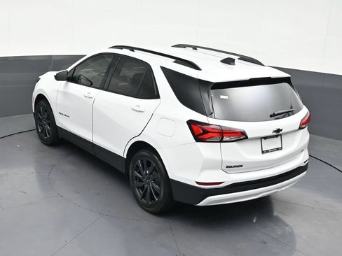 Used 2024 Chevrolet Equinox RS FWD image 20