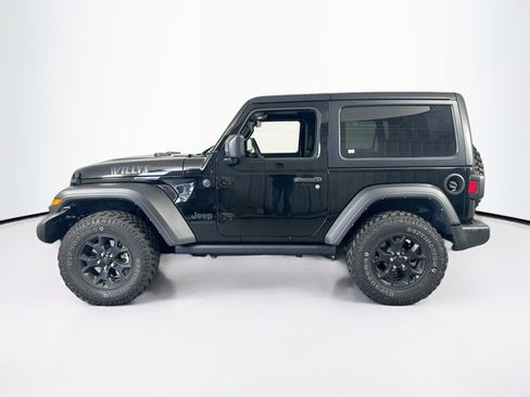 Used 2023 Jeep Wrangler Willys AWD/4WD image 8