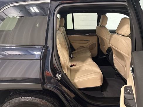 Used 2024 Jeep Grand Cherokee Limited w/ Trailer Tow Package image 15