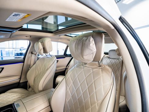 Used 2024 Mercedes-Benz S 580 4MATIC Sedan image 41