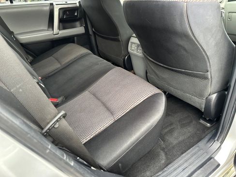 Used 2013 Toyota 4Runner SR5 image 17