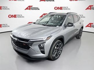 Used 2025 Chevrolet Trax RS w/ Driver Confidence Package FWD video 3