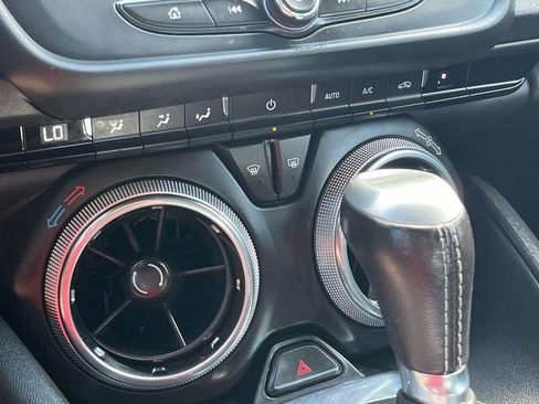 Used 2022 Chevrolet Camaro LT RWD image 31