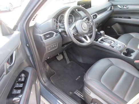 Used 2025 MAZDA CX-5 Carbon Edition image 13
