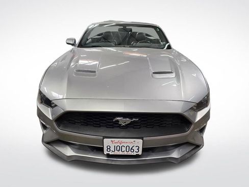 Used 2020 Ford Mustang Premium image 3