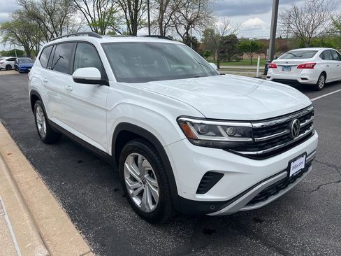 Used 2022 Volkswagen Atlas SE w/ Panoramic Sunroof Package AWD/4WD image 8