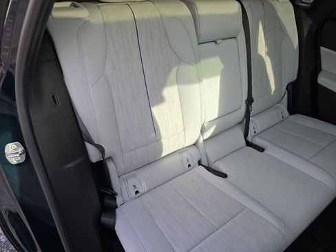 Used 2024 Cadillac Lyriq Sport image 21