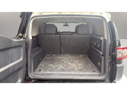 Used 2014 Toyota FJ Cruiser 4WD w/ Upgrade Package image 24