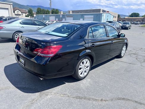 Used 2008 Toyota Avalon XLS FWD image 3