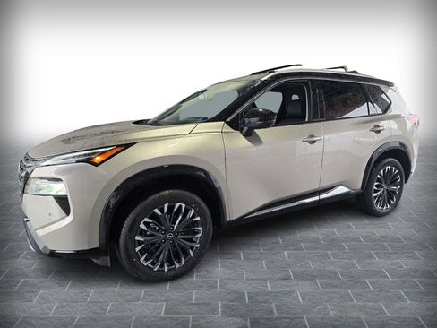 New 2026 Nissan Rogue Platinum image 2